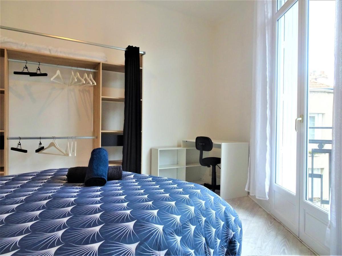 Chambre Privee Et Spacieuse Au Sein D'Un Logement Partage - Central, Quartier Villebourbon - 3 Chambres Doubles - 2 Balcons - Places De Stationnements Gratuites - 5 Min A Pied Gare Et Hypercentre Montauban Luaran gambar