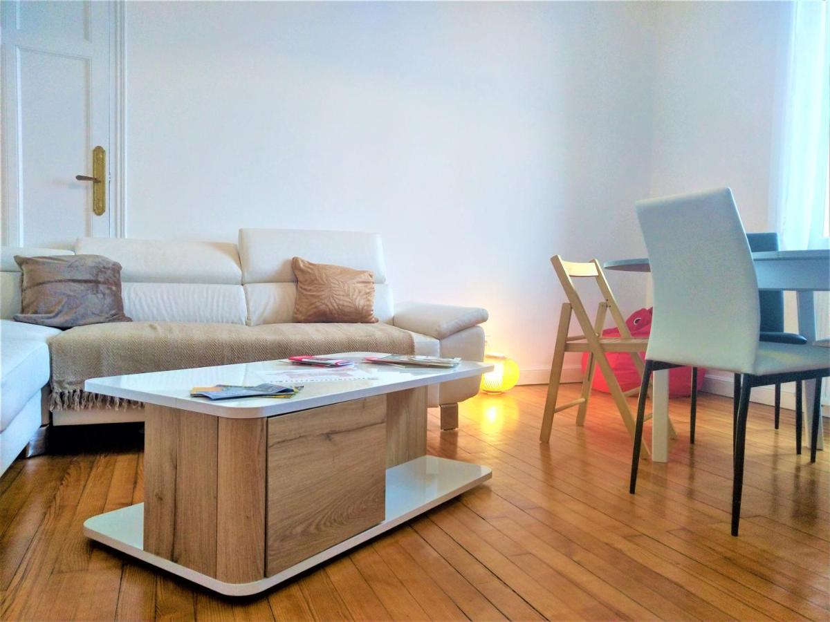 Chambre Privee Et Spacieuse Au Sein D'Un Logement Partage - Central, Quartier Villebourbon - 3 Chambres Doubles - 2 Balcons - Places De Stationnements Gratuites - 5 Min A Pied Gare Et Hypercentre Montauban Luaran gambar