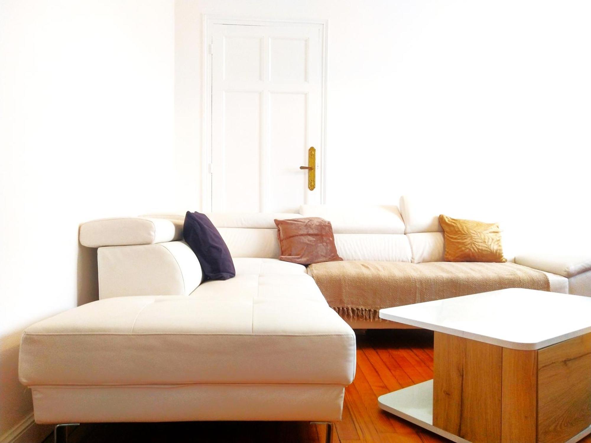 Chambre Privee Et Spacieuse Au Sein D'Un Logement Partage - Central, Quartier Villebourbon - 3 Chambres Doubles - 2 Balcons - Places De Stationnements Gratuites - 5 Min A Pied Gare Et Hypercentre Montauban Luaran gambar